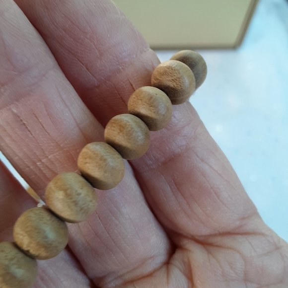 Wooden Bead Necklace With Wooden Stretch Bracelet Set of 2 Preowned - Picture 9 of 15